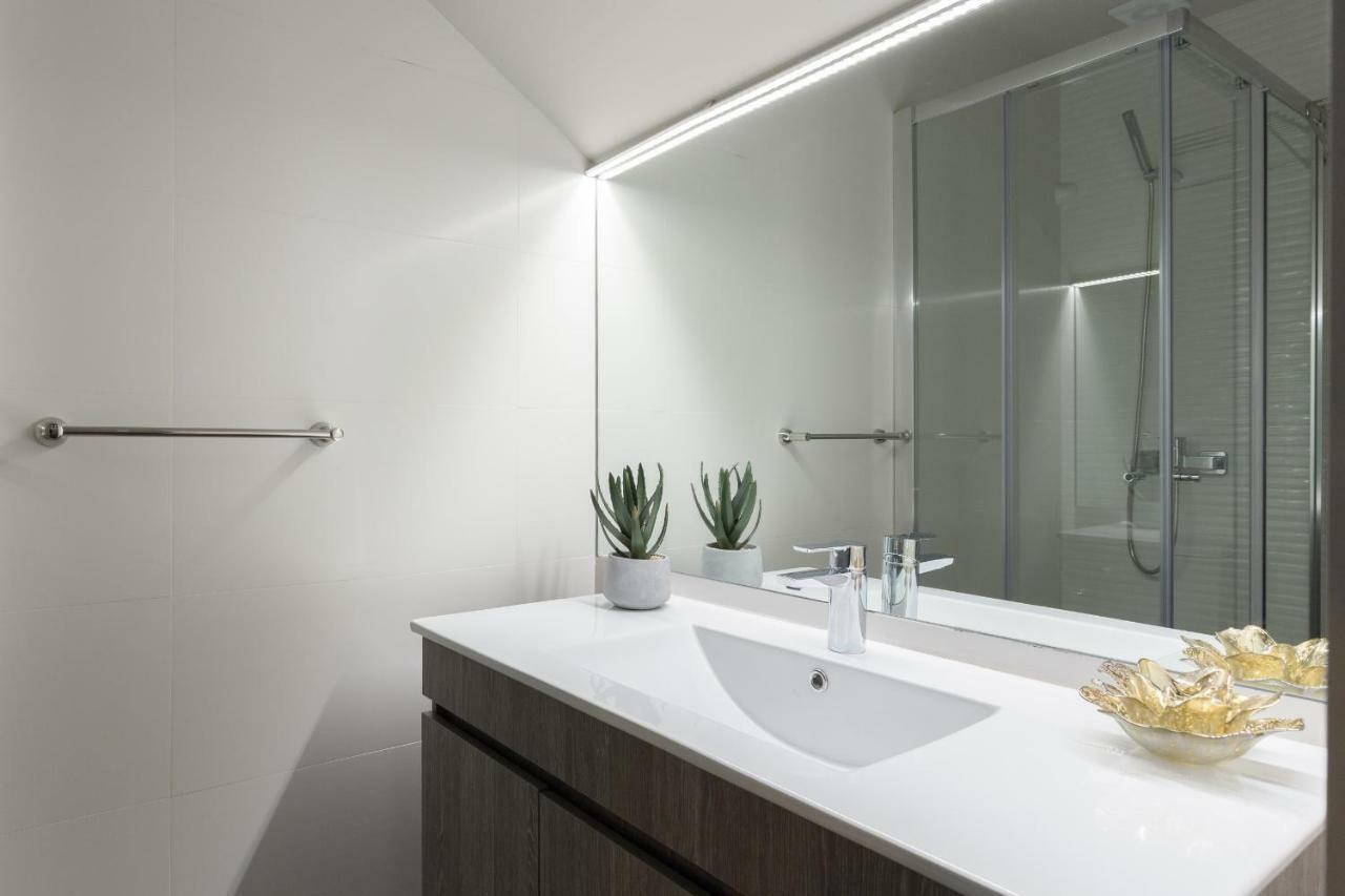 Charming Luxurious Flat With Garage By Host Wise Apartment Porto Exterior foto