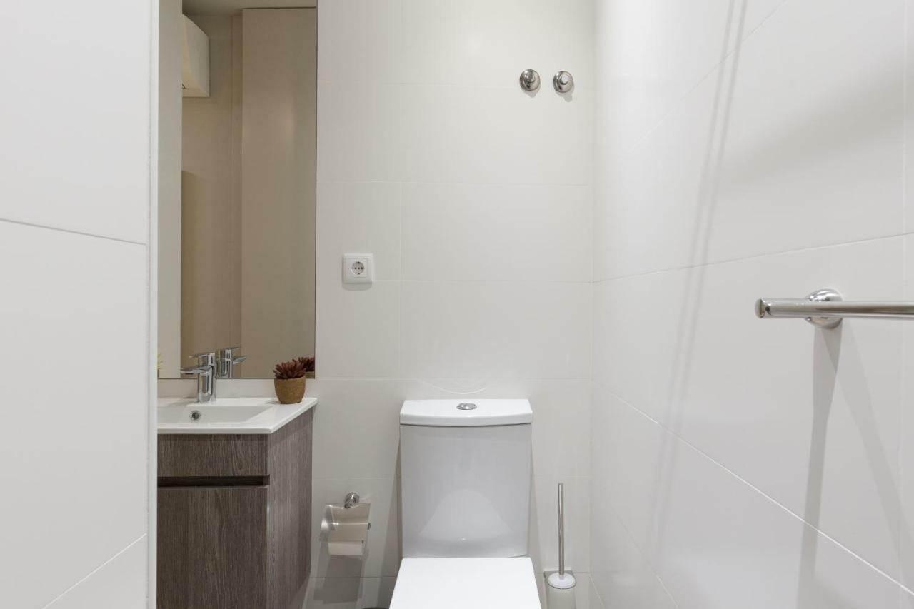 Charming Luxurious Flat With Garage By Host Wise Apartment Porto Exterior foto